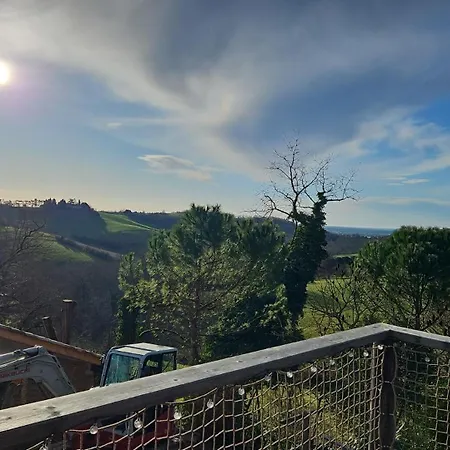 ベッド・アンド・ブレックファスト Chez Cecile Et Marco *