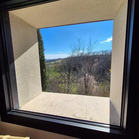 Chez Cecile Et Marco Bed & Breakfast Moissac